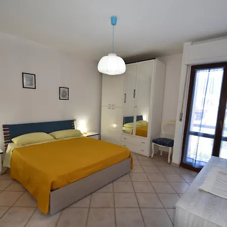 Appartamento Margherita - Zona Mare Con Clima E Posti Auto