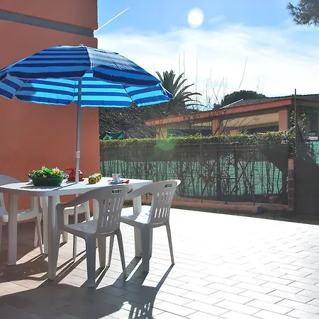 Appartamento Margherita - Zona Mare Con Clima E Posti Auto