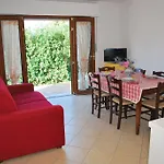 Margherita - Zona Mare Con Clima E Posti Auto Marina di Campo