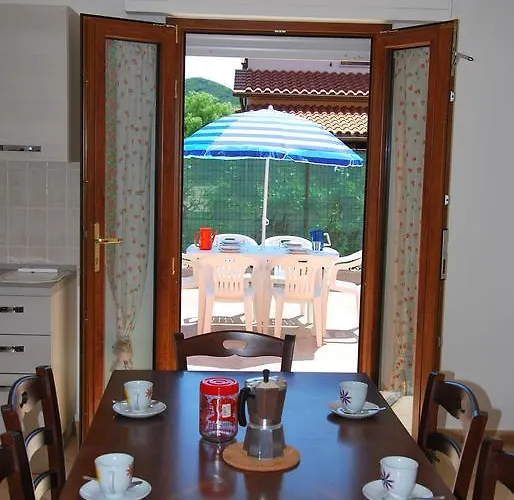 Apartment Margherita - Zona Mare Con Clima E Posti Auto Marina di Campo