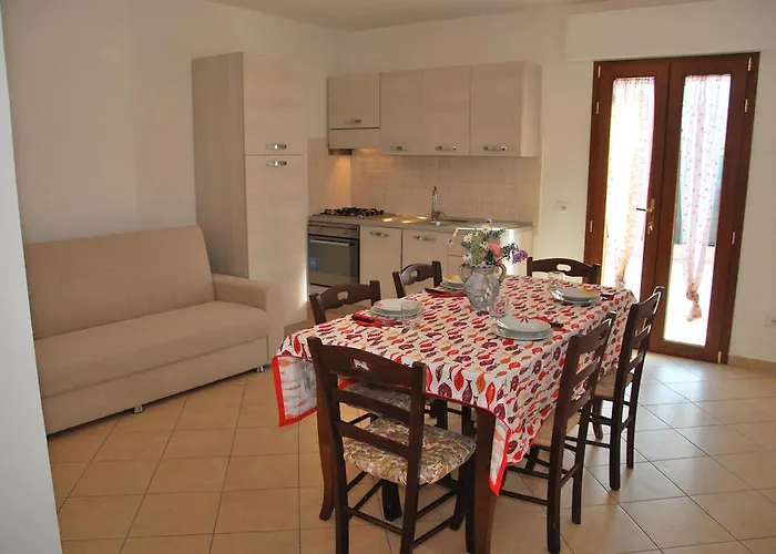 Margherita - Zona Mare Con Clima E Posti Auto * Marina di Campo